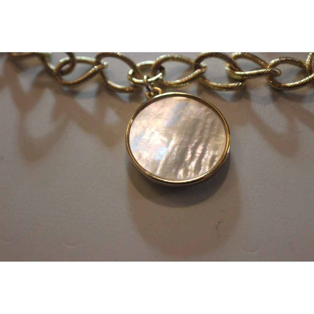 Talbots Gold Tone Mother of Pearl Jewelry Set Bracelet Necklace Ring 3pc - Picture 2 of 6